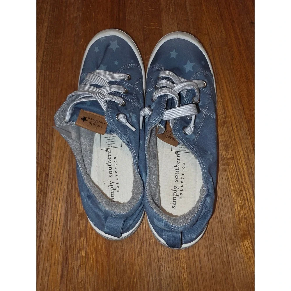 Simply Southern Blue Star Print Slip On Sneakers Casual Low Top Shoes Size 8
